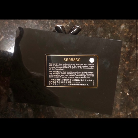 Chanel Lucite Clutch - Picture 5 of 5